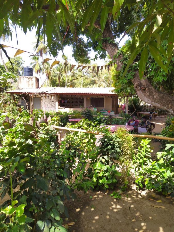 Penzion Centre Touristique Et Culturel Casamance Diakene Ouolof Exteriér fotografie